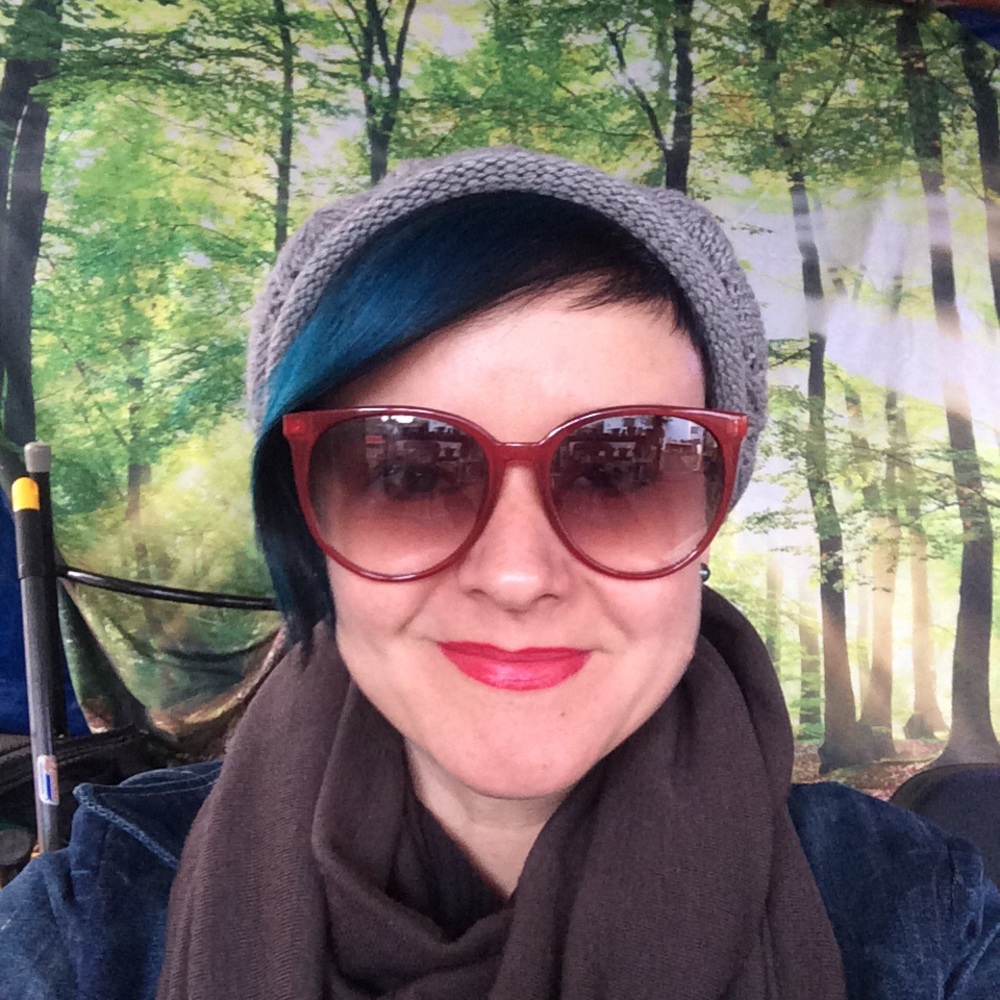 Meet your Posher, Lenka